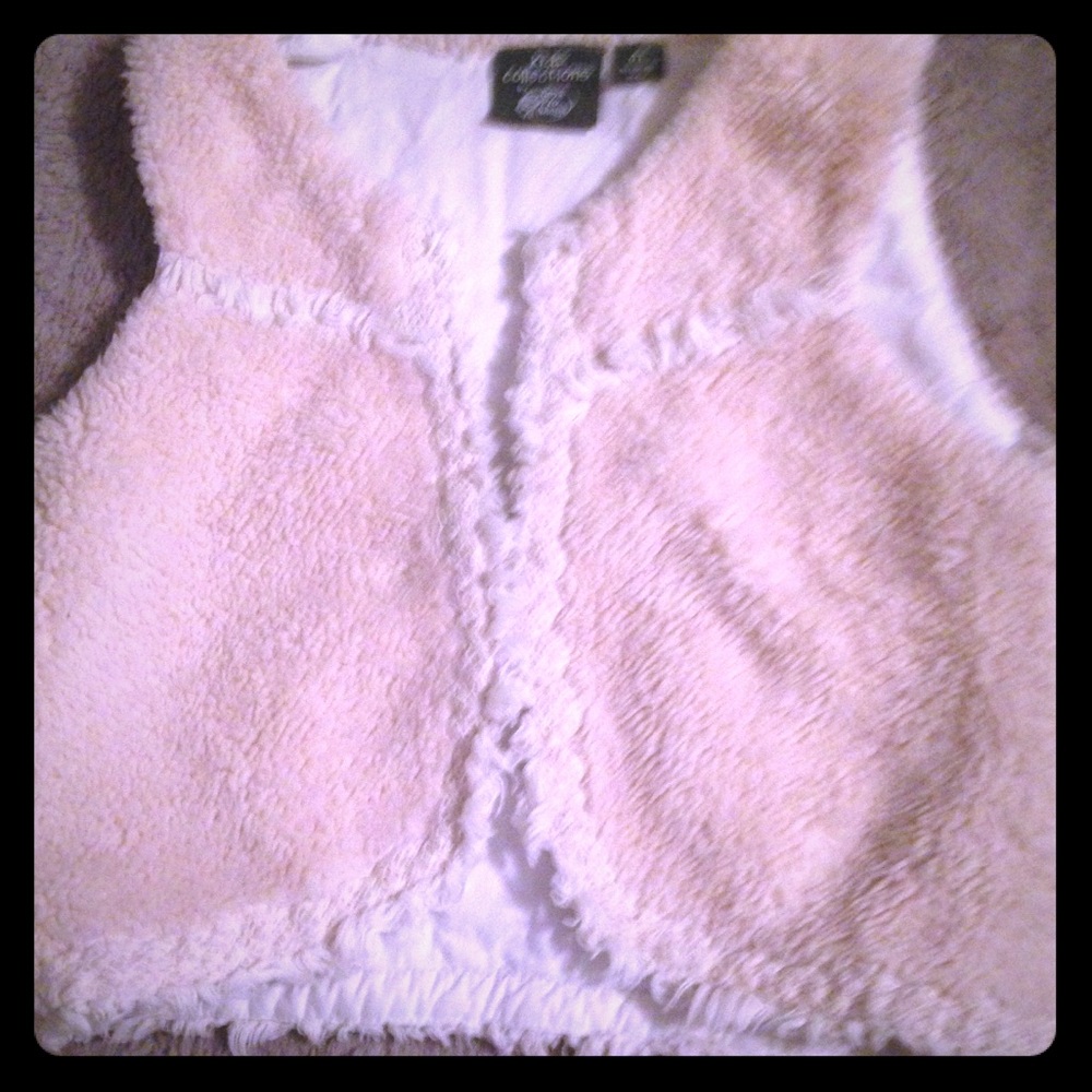Bass Pro 4T girl vest